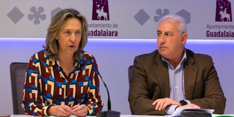 Guarinos agradece la labor de los profesionales del Ayuntamiento durante la crisis del Río Henares