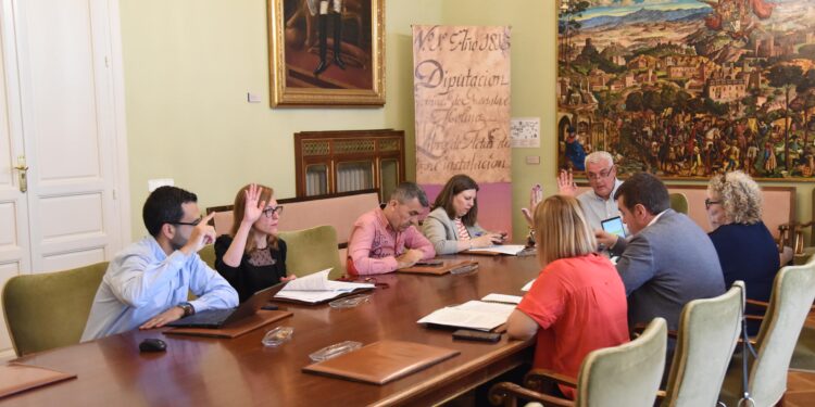 La Diputación destina 151.000 € a cuatro convenios con fines sociales