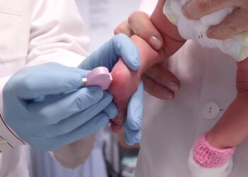 Castilla-La Mancha amplía las enfermedades metabólicas detectadas por la prueba del talón