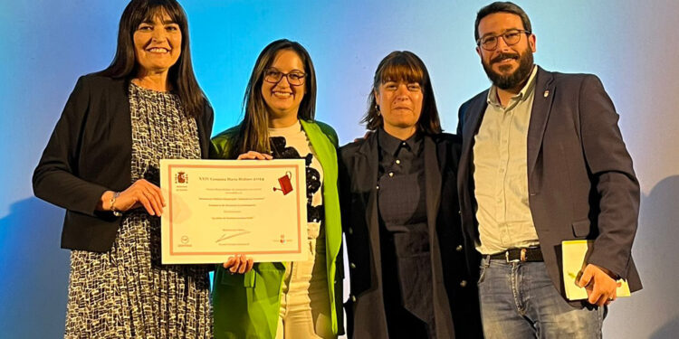 La Biblioteca de Azuqueca recibe el premio María Moliner