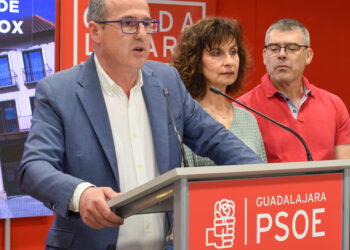 Alberto Rojo considera “grave” que Guarinos haya querido capitalizar las obras de 156 viviendas de alquiler