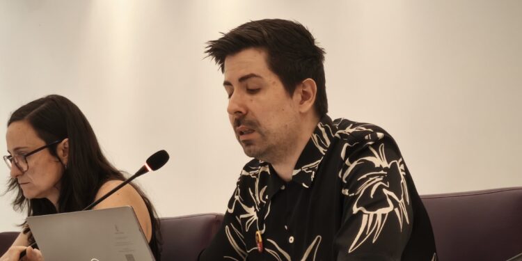 Para el PSOE el gobierno de Guarinos retrocede en derechos