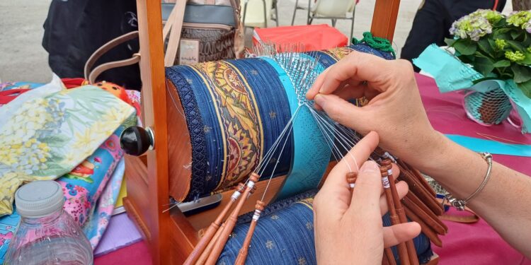 Hermandad, pasión y sobre todo muchos bolillos en el II Maratón de Bolillos de Guadalajara