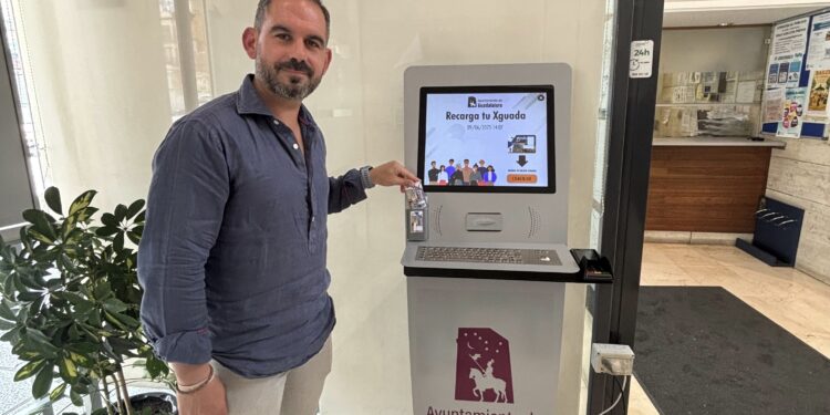 Instalado el primer quiosco de recarga digital de Guadalajara