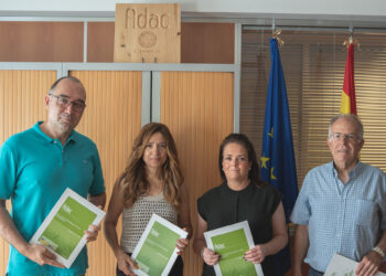 ADAC ayuda a emprender e impulsar servicios básicos itinerantes en pueblos de extrema despoblación