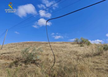 Dos detenidos en El Casar por robo de cable