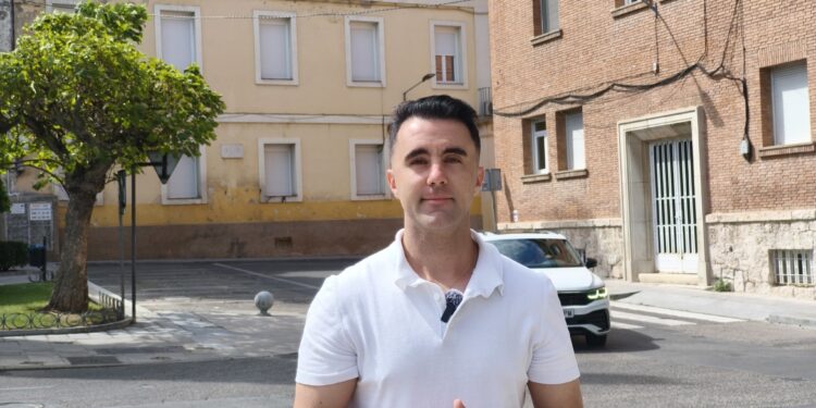 El PSOE reclama a Guarinos “medidas para solventar la problemática del servicio de taxi”