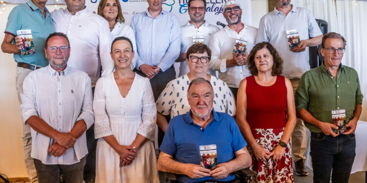 Guarinos reconoce el valor de los hosteleros como motor económico y de empleo