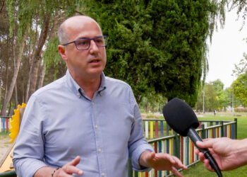 Alberto Rojo destaca las ayudas que han recibido los alumnos de Guadalajara