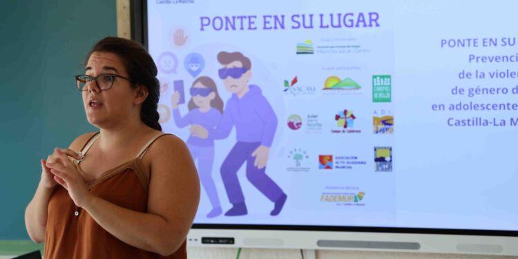 ADEL lucha contra la Violencia de Género en la Sierra Norte