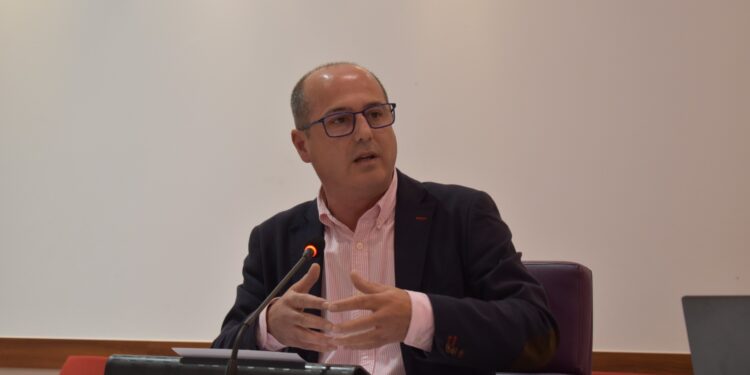 Alberto Rojo afirma que Guarinos no tiene rumbo ni proyecto