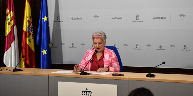 Rosa María García destaca el compromiso de García-Page con Guadalajara