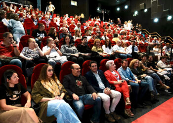 Noche de estreno en Azuqueca: comienza el FESCIGU