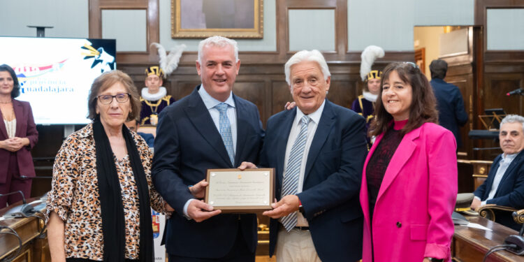 FADETA Placa al Mérito en Desarrollo Rural