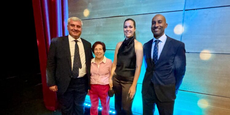 Guadalajara felicita a Sara Cobelo e Isabel Muñoz Yela