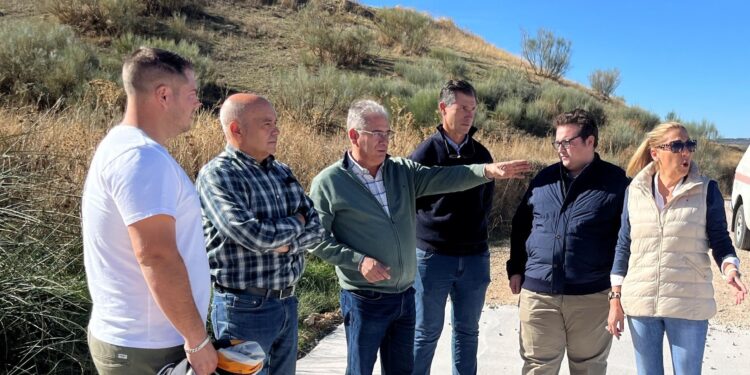 El Gobierno regional financia las obras de caminos de Almoguera y Albalate de Zorita