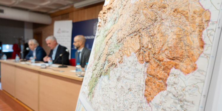 La Diputación distribuirá 500 mapas provinciales 3D para la gestión de emergencias