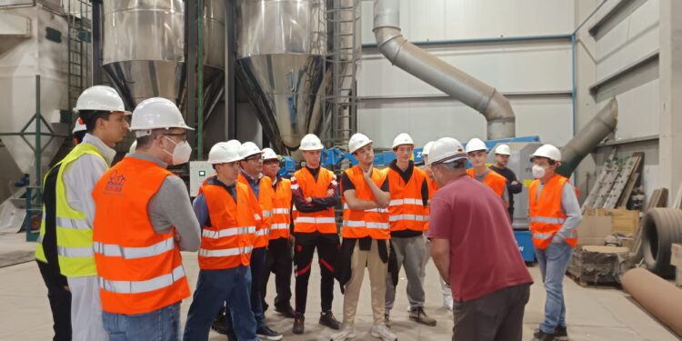 Alumnos del IES Luis de Lucena visitan la Red de Calor de Guadalajara